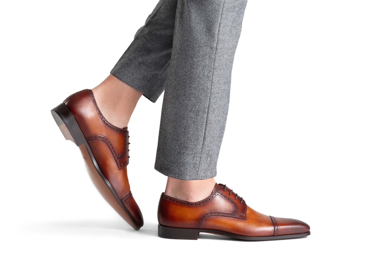 The Delphos Cuero pairs well with light grey pants